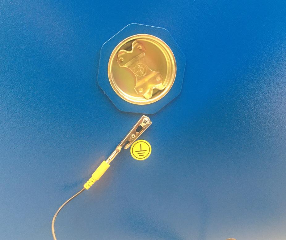 安全柜接地导线的作用是什么2 易燃液体防火安全柜