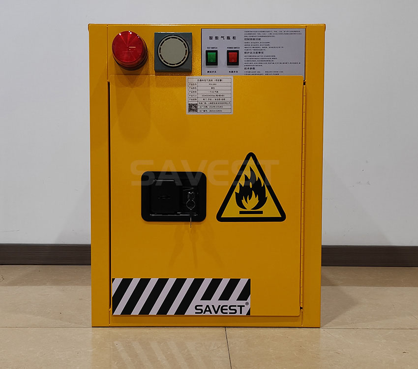 图片1.jpg 煤气罐防爆气瓶柜